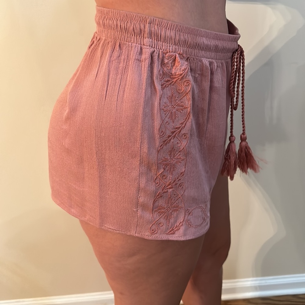 LOVE TREE Drawstring Shorts (NEW) - Picture 4 of 4